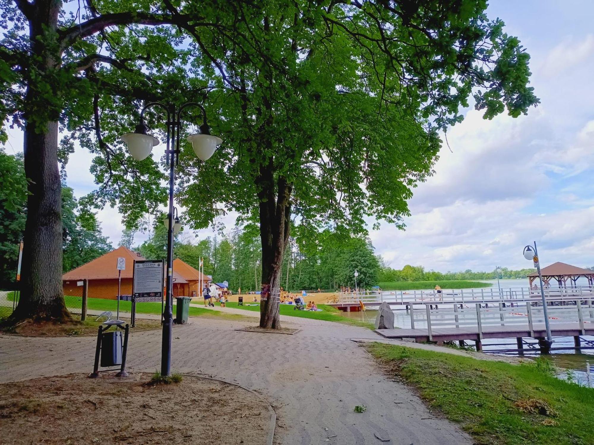 Domki Obok Plazy Hotel Moryn Buitenkant foto